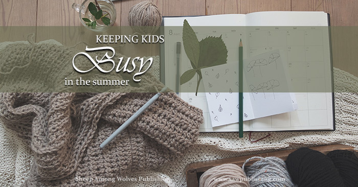 Are you feeling guilty because you secretly dread the task of keeping little hands out of mischief during long summer days? This post gives some tips for how to keep kids busy – and learning – during the weeks when they aren’t in school.